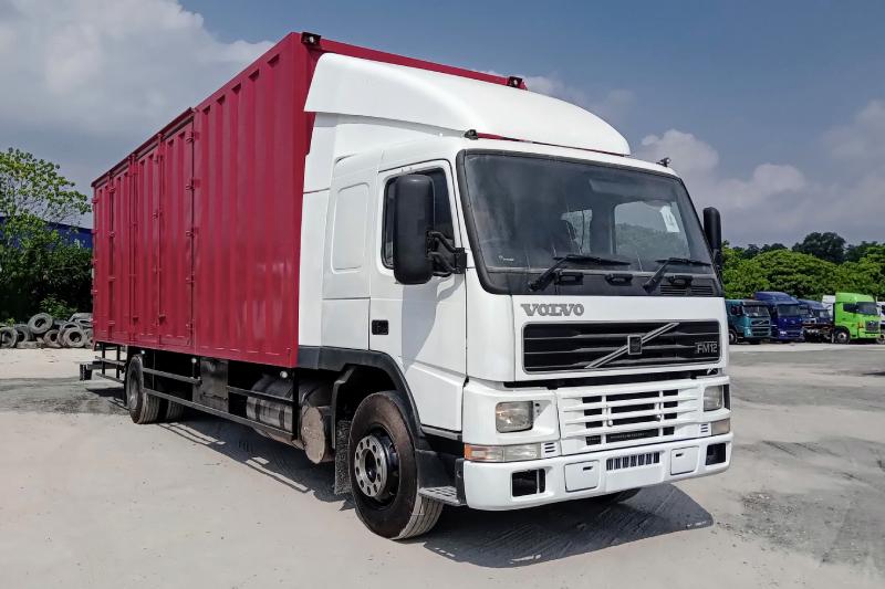 VOLVO FM12 CONTAINER with TAIL LIFT (SOLD)